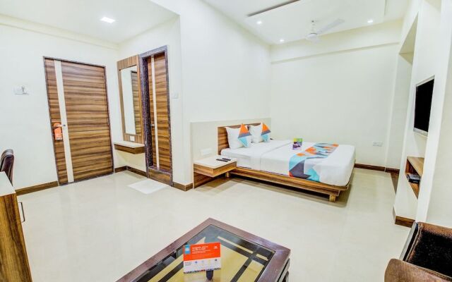 FabHotel Dreamland