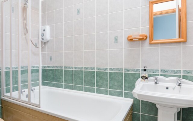 Quaint Holiday Home in Inverurie near Castle Fraser