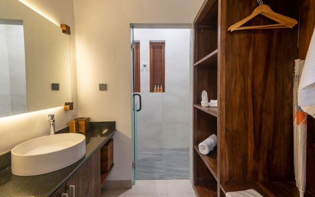 Griya Shanti Suites