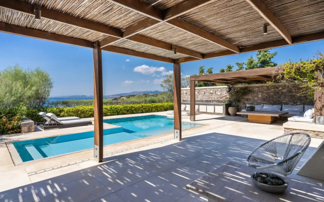 The Every Athens Beachfront Retreat