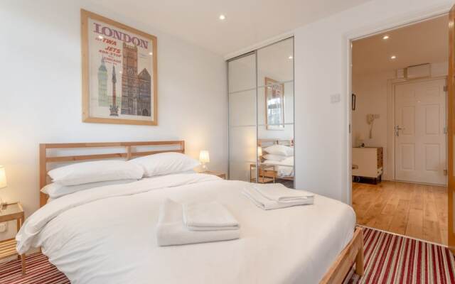 1 Bedroom Apartment Near South Bank