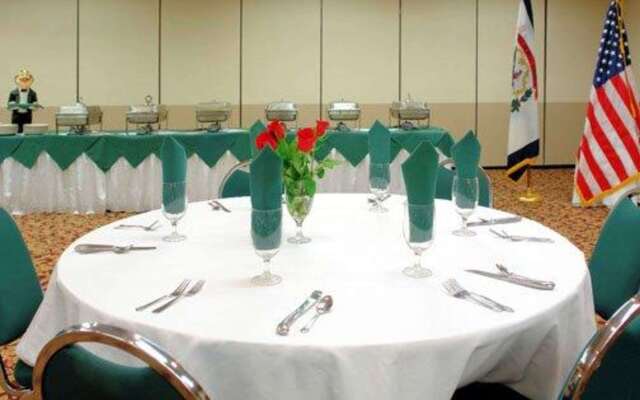 Quality Hotel and Conference Center Bluefield