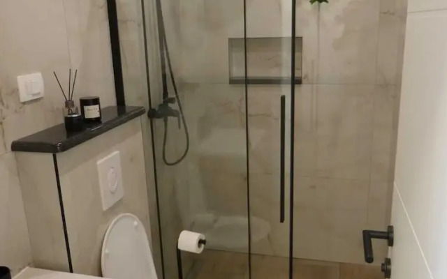 Shadesofblue M & M Sleeps 4 With Pool