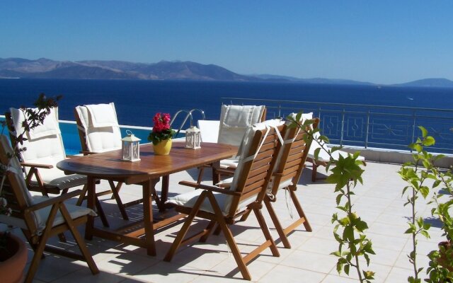 Villa Petra with Swimming Pool
