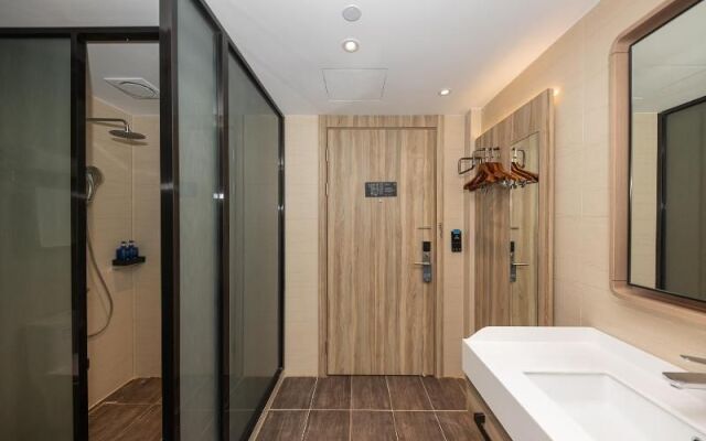 Hanting Hotel Shanghai Xujiahui Wanping South Road