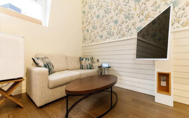 London Bridge Boutique Apartments by Viridian Apartments