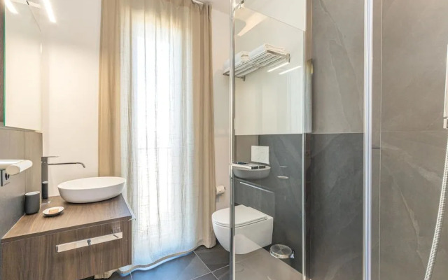 Icon H 303 Suite Micro-living