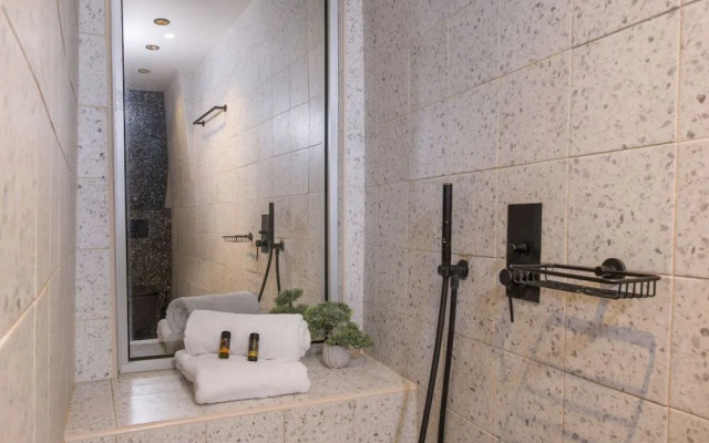 Cretan Berry Sarpaki