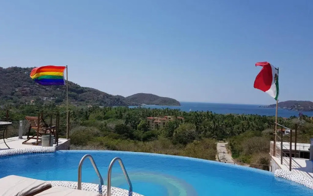 Casa Arcoiris Zihuatanejo