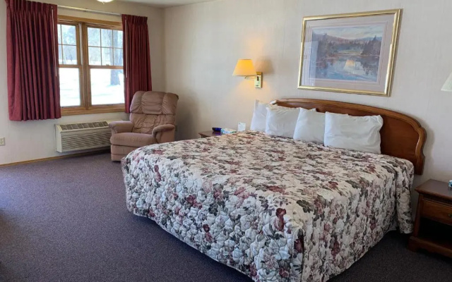 The Gunnison Inn at Dos Rios Golf Course