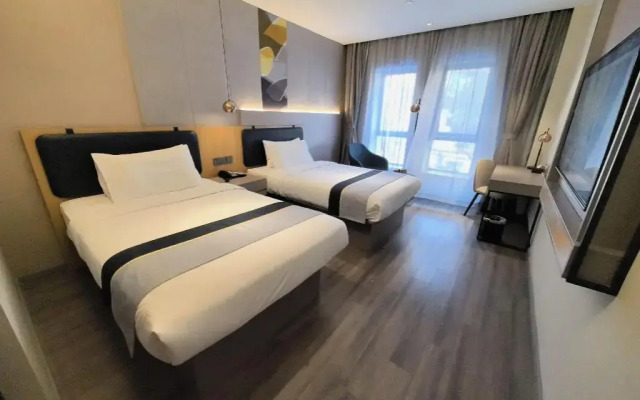 Motel168 Jia Ding Bo Le Inn