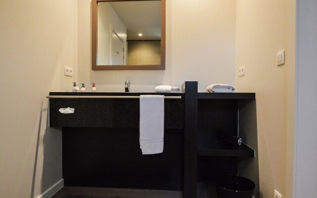 Luxurious Villa in Heuvelland with Garden