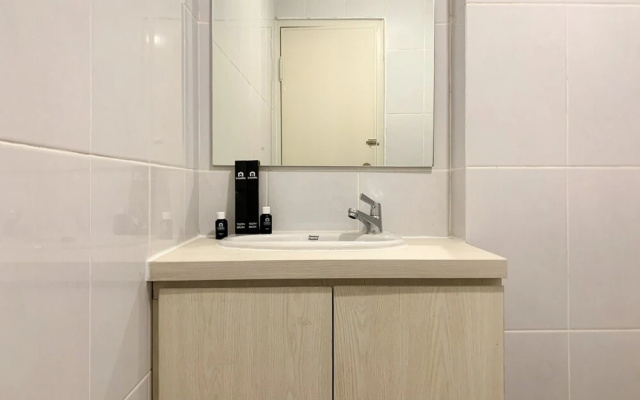 Comfort Strategic 2Br Apartment At Tokyo Riverside Pik 2