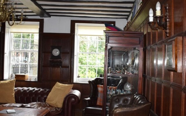 Harmondsworth Hall Guest House Heathrow