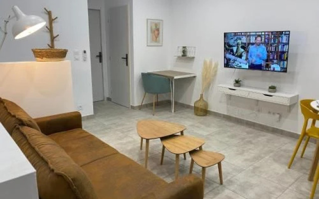 Spacieux T2 proche stade Brutus et Giral