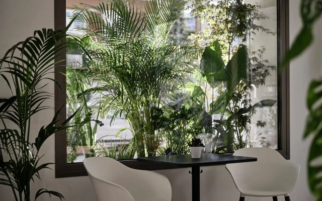 Bond Smart Living Suites