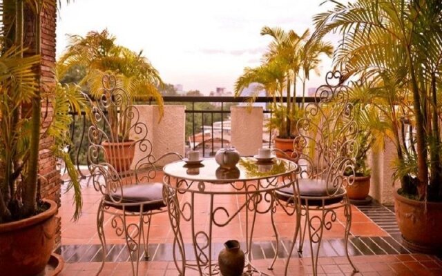 M Village Living Cach Mang Thang 8