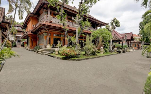 Super OYO 3261 Hotel Ratu