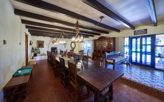 Loba Luna Bed & Breakfast