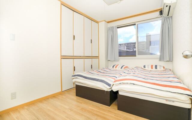 Nipponbashi Super House
