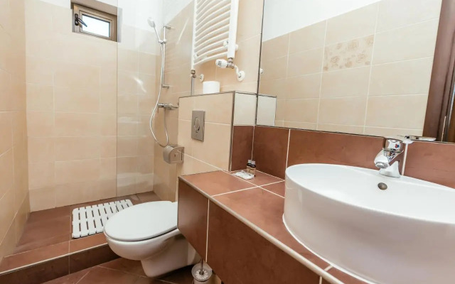 C Pub & Accommodation