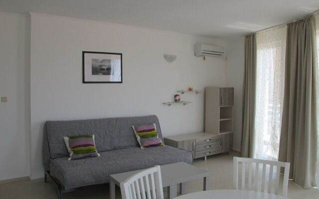 Aparthotel Crystal Beach I