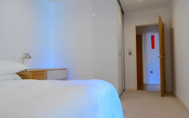 1 Bedroom Apartment With Balcony in Bermondsey