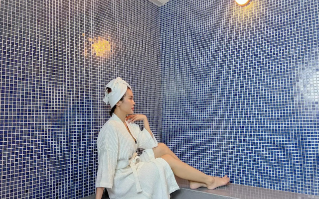 Modena by Fraser Buriram