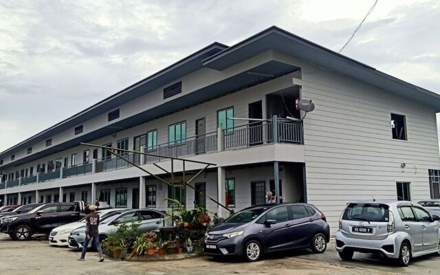 OYO Home 90391 Borneo Home