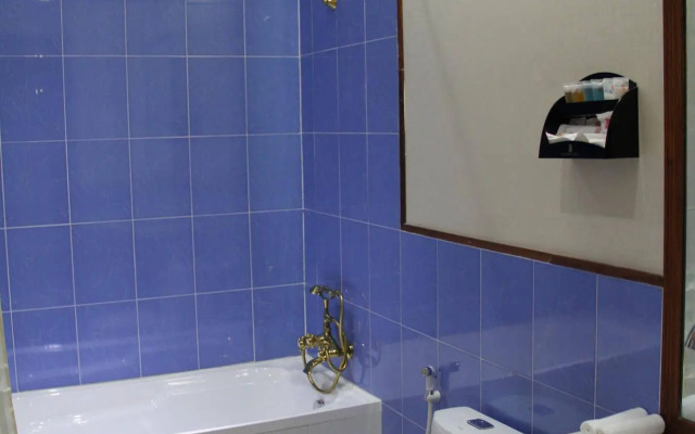 Sky Man Hotel