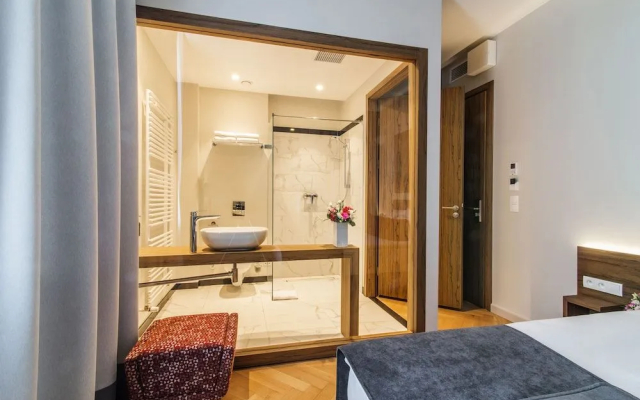Sava Boutique Hotel