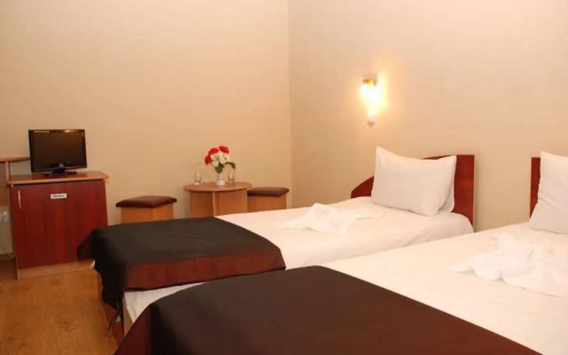 Hotel Liliacul