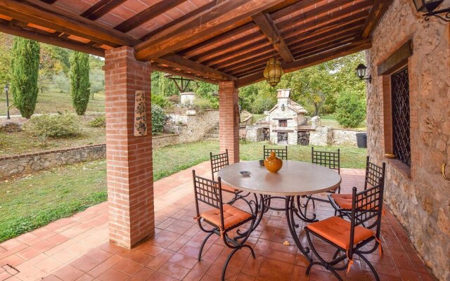 Awesome Home in Santa Restituta With 6 Bedrooms, Wifi and Outdoor Swimming Pool