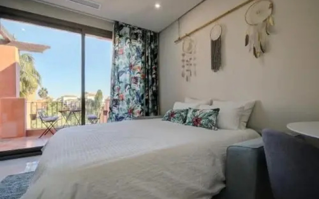 Sotoserena Tropical Flat- sleeps4