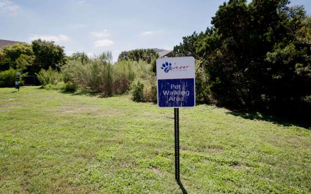 Sonesta Simply Suites Austin The Domain Area