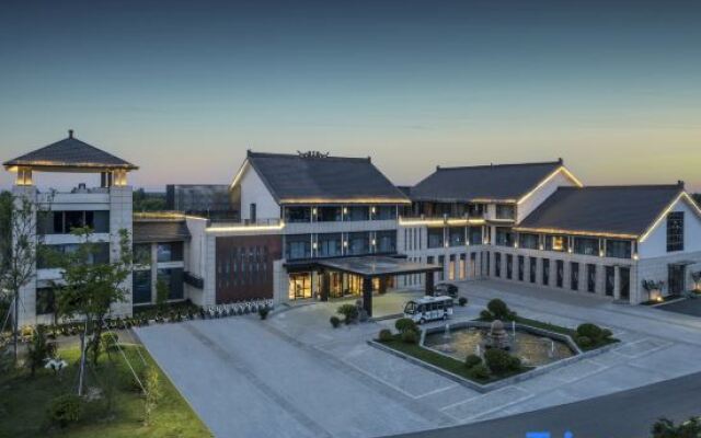 Wonderland Resort