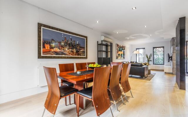 Luxury Designer Townhouse Parking