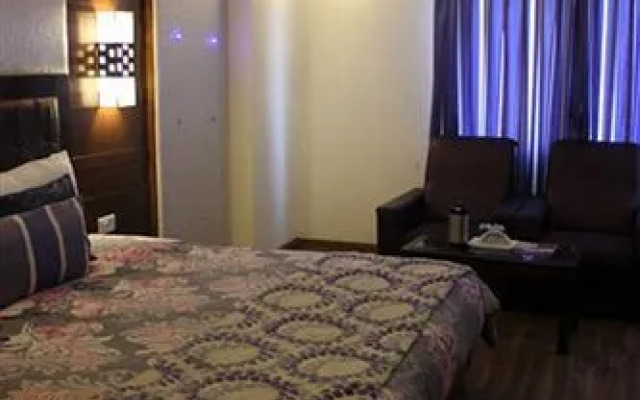 Shiraz Regency- A Boutique