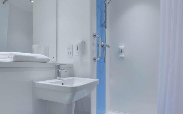 Travelodge Milton Keynes The Hub Hotel
