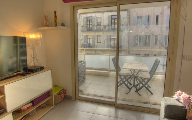 2 pièces 500m palais des Festivals  PK