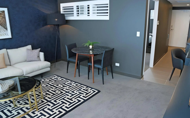 Alex Perry Hotel & Apartments