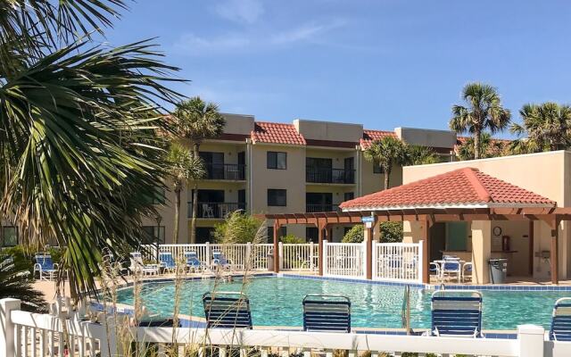 Beach-Themed #F32 - 2 Br Condo