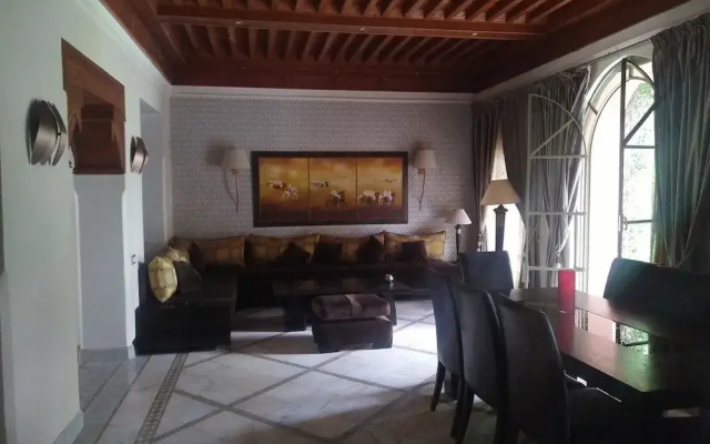 Superbe villa marocaine palmeraie