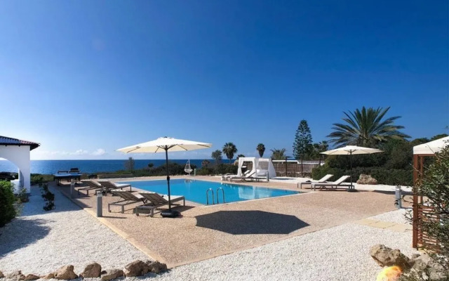 Villa Searay