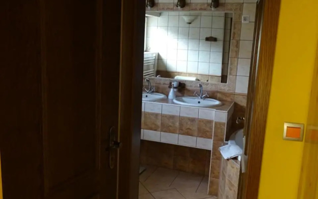 Sobe Apartmaji Terapije