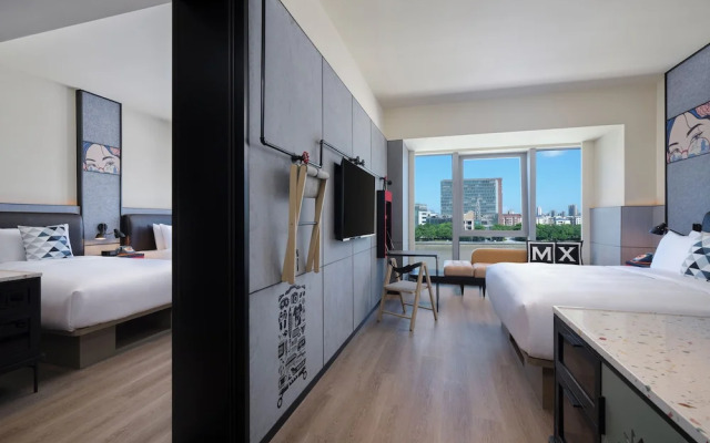 Moxy Ningbo Old Bund