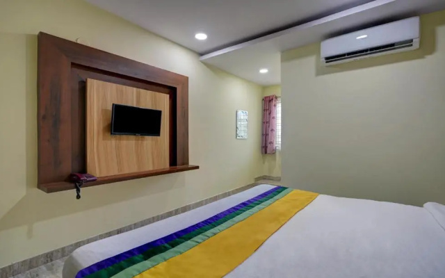 Itsy Hotels Galaxy Park