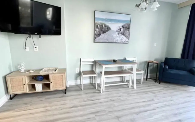*FRESH NEW OCEANFRONT*Pool*KING Bed*OMG VIEW*Approved Dogs*F22-4