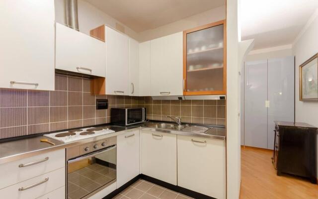JOIVY Lovely Apt with Communal Pool in Nervi