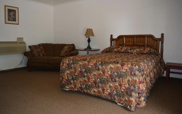 The Evergreen Inn - Motel and RV Park